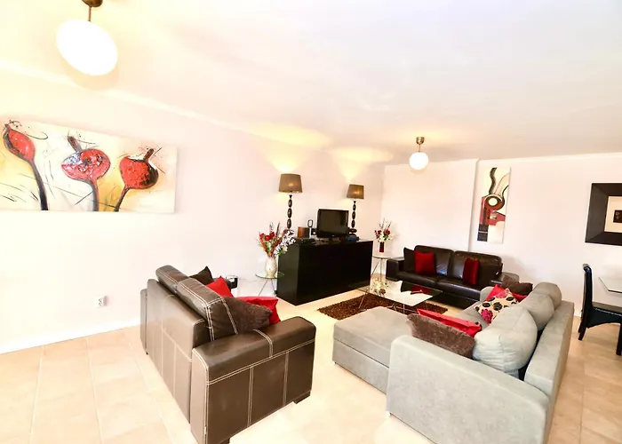 Palm Tree Apartment *